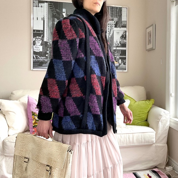 Vintage knit jacket with geometric triangle colourful pattern - Picture 5 of 16